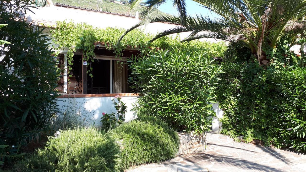 Residential Hotel Villaggio Innamorata Capoliveri  Bagian luar foto
