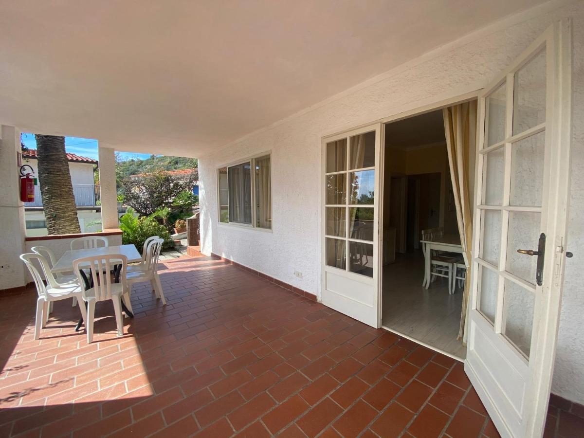 Residential Hotel Villaggio Innamorata Capoliveri  Bagian luar foto
